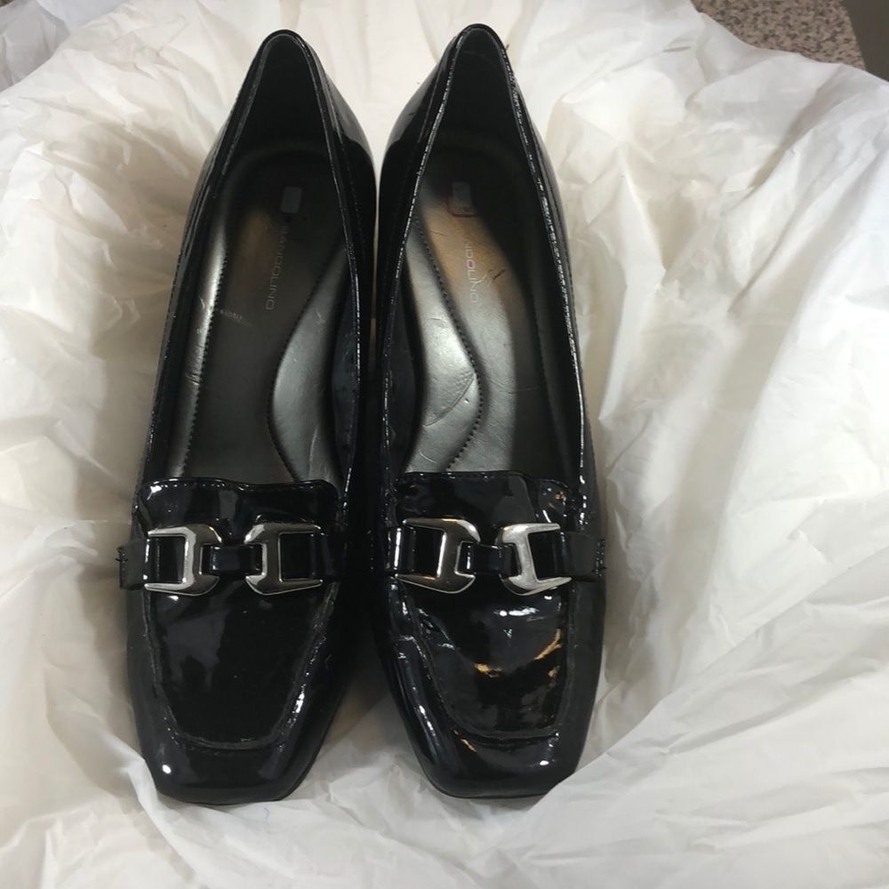 Bandolino Black Patent Leather Square Toe Mini Wedge Loafer Size 9